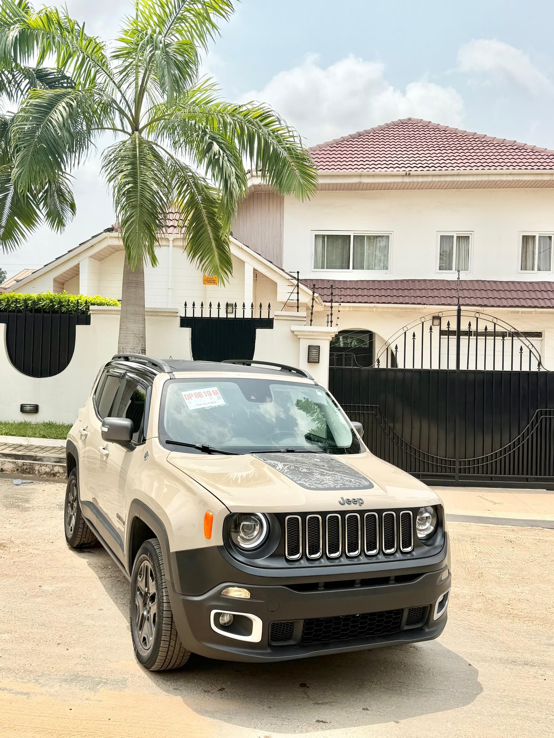 Jeep Renegade SUV: Stylish Compact Crossover