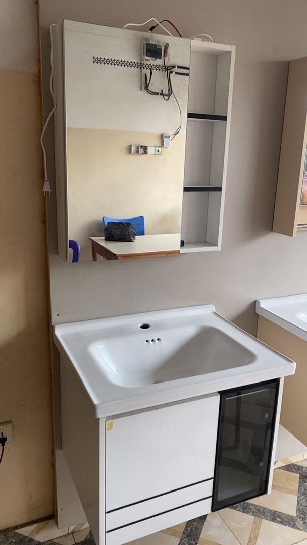 white and black cabinet sink 60cm_Complete