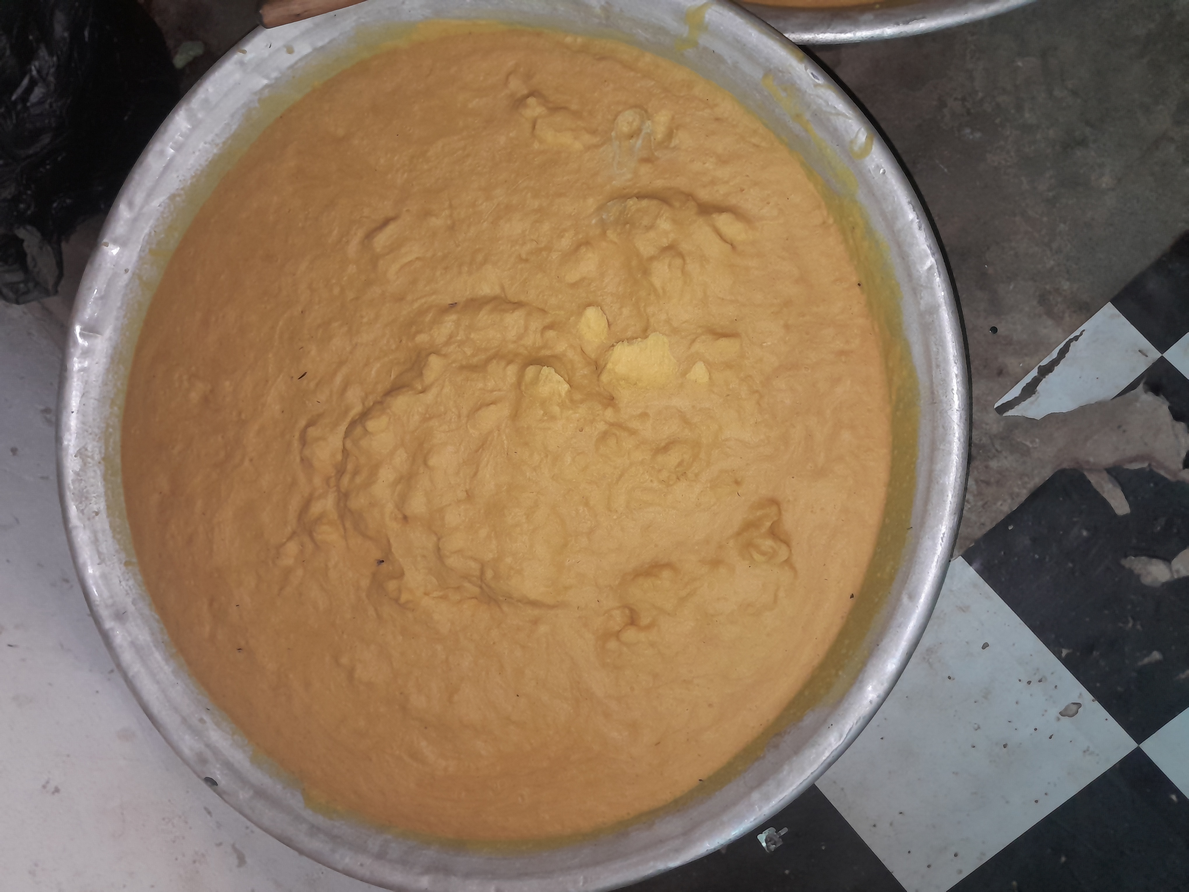 raw sheabutter and yellow sheabutter