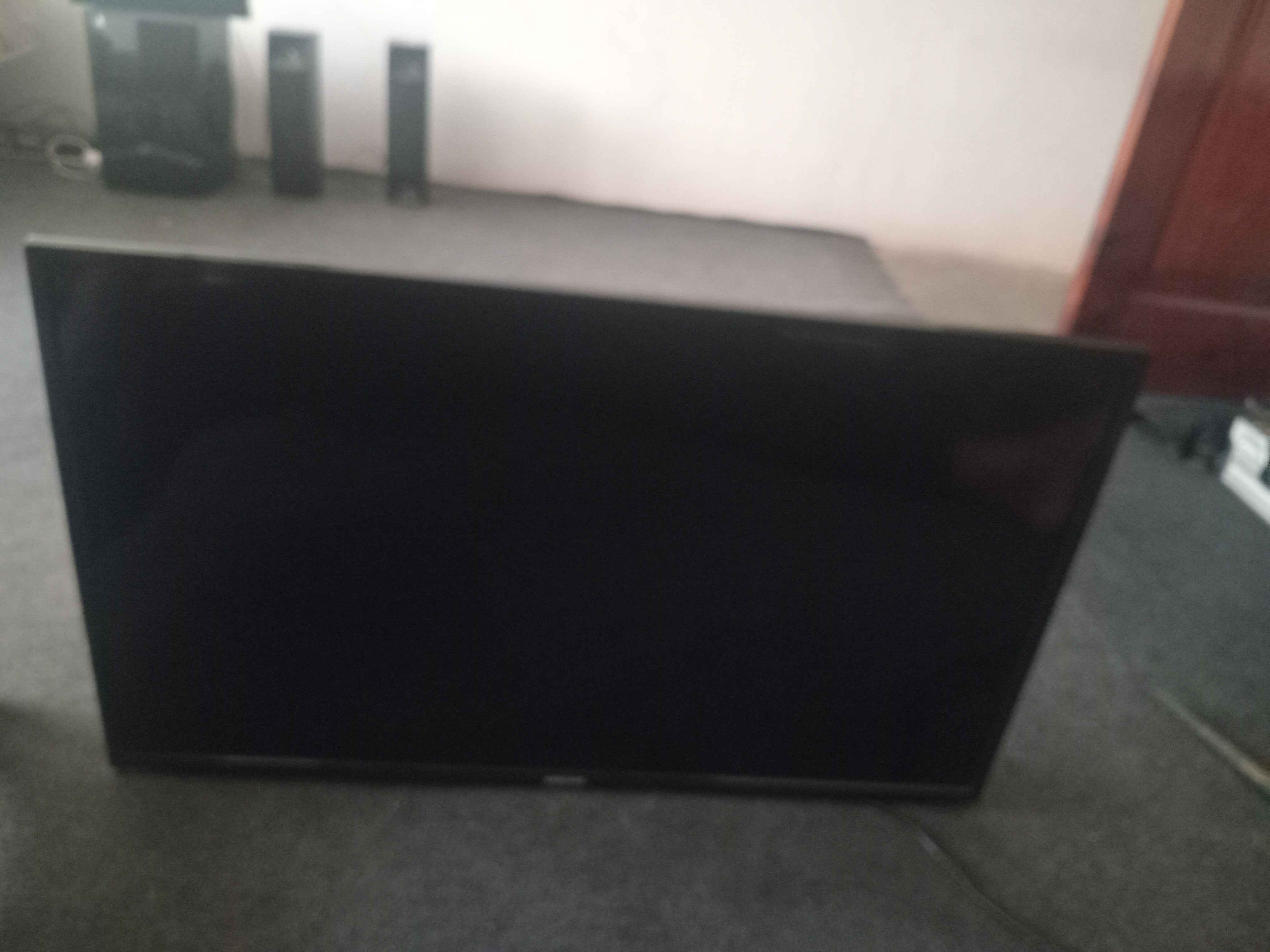BRUHM 32 INCHES TV