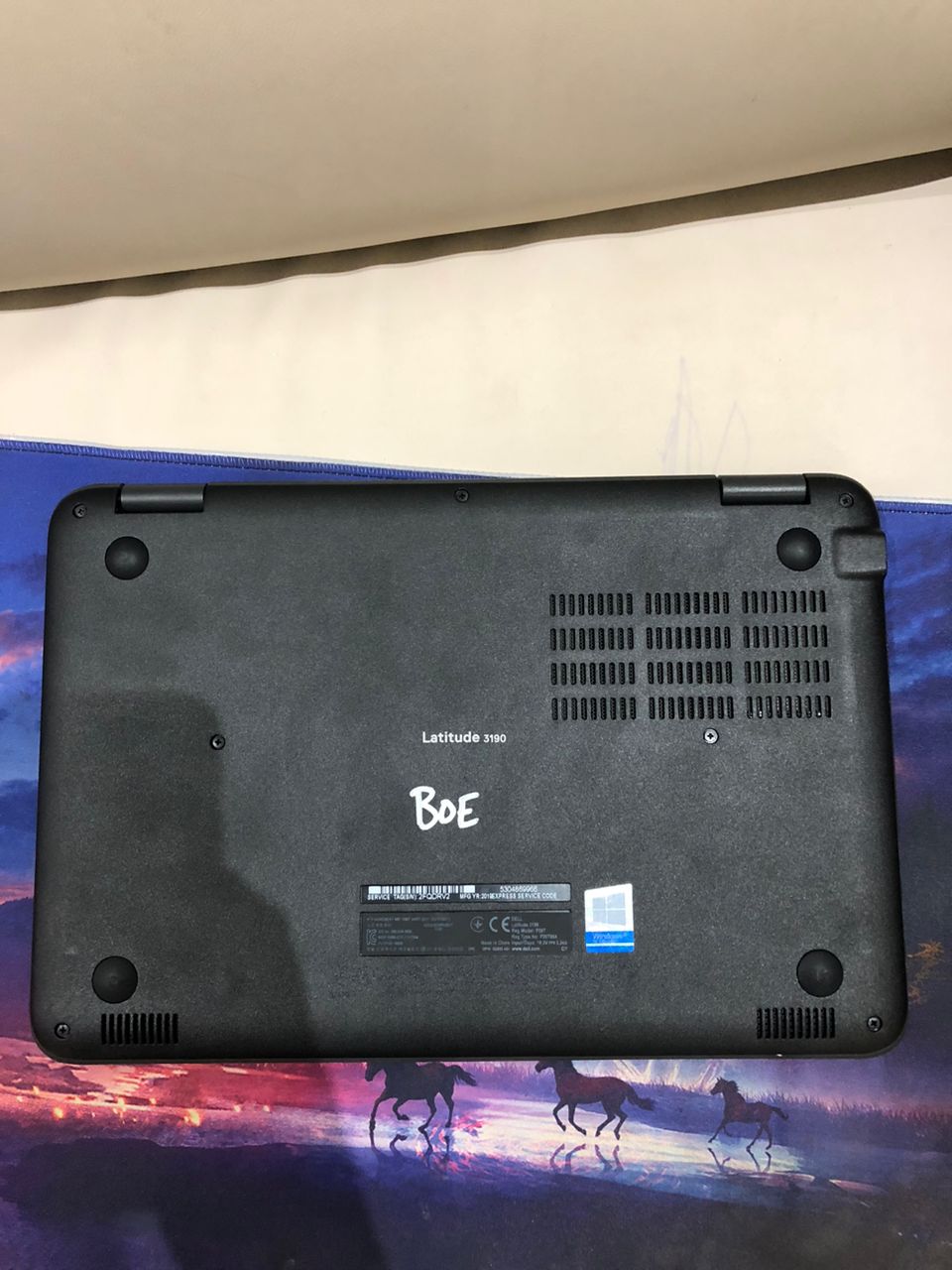 Dell latitude 3189 laptop  4GB intel HDD 128GB