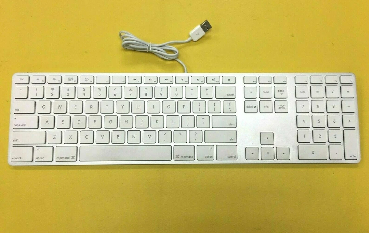 Apple slim USB Wired Keyboard A1243 MB110LL/A Aluminum standard Full Size