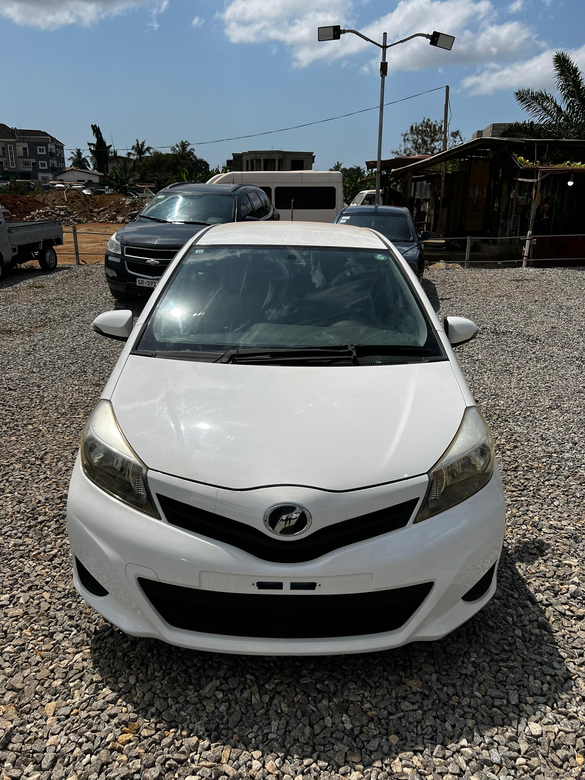 Toyota vizt 2013 model
