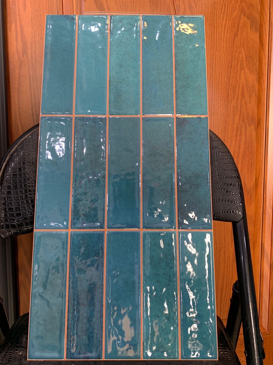 Wall tiles (washroom/Kitchen) Made in India. 30/60cm, 5 pcs in a box. Gh160 per box.