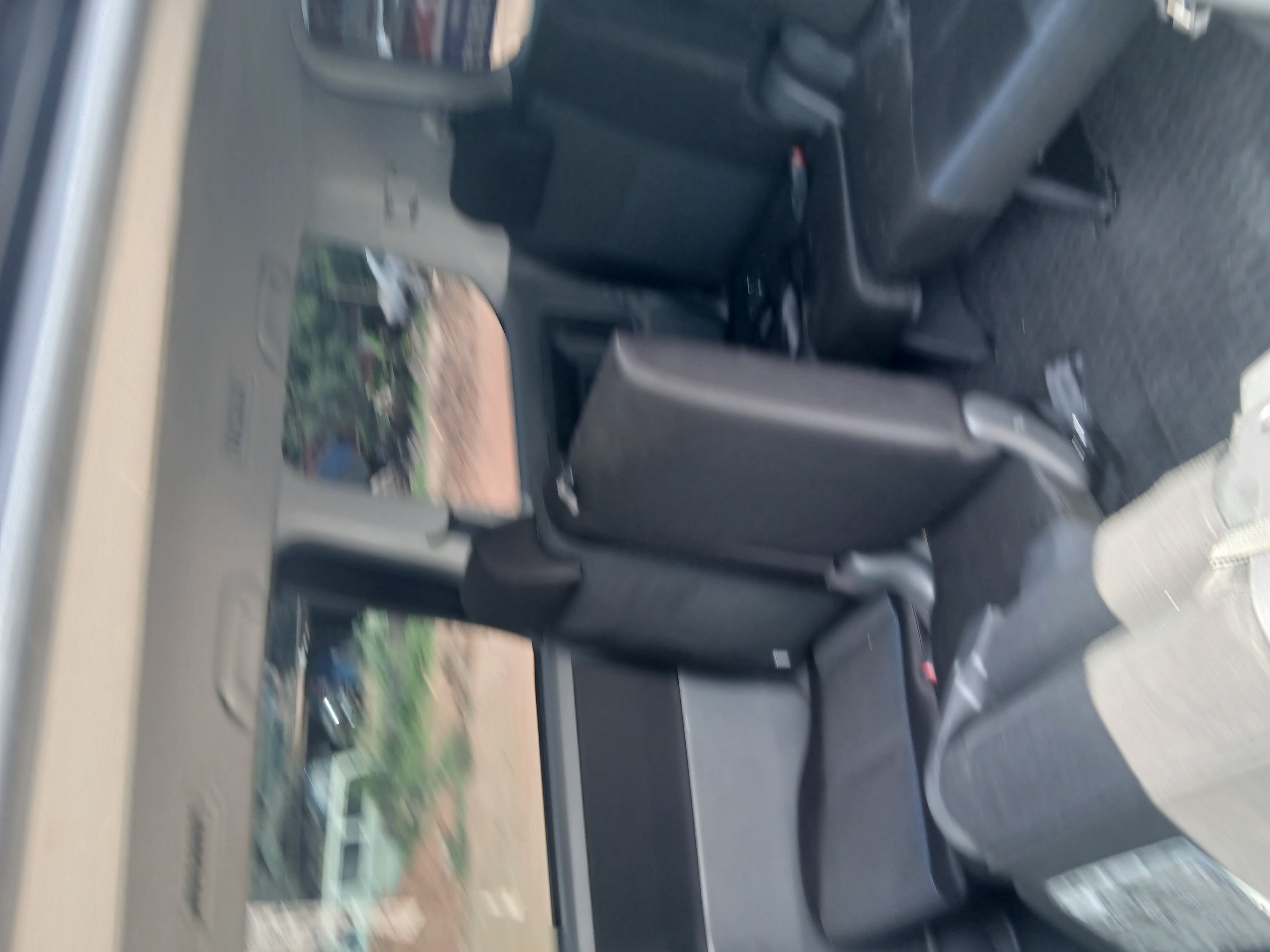 Toyota voxy 2013 model