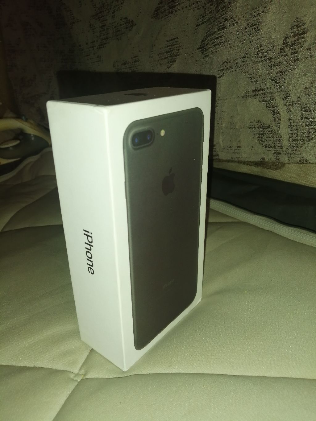 iPhone 7 plus 128gb Black