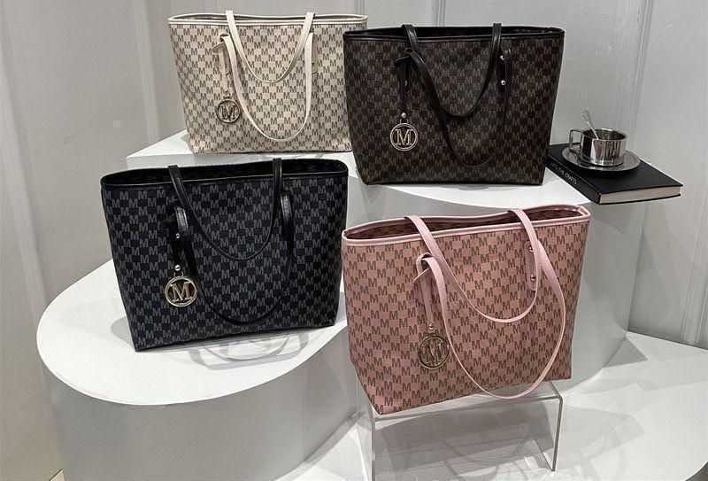 ladies hand bag