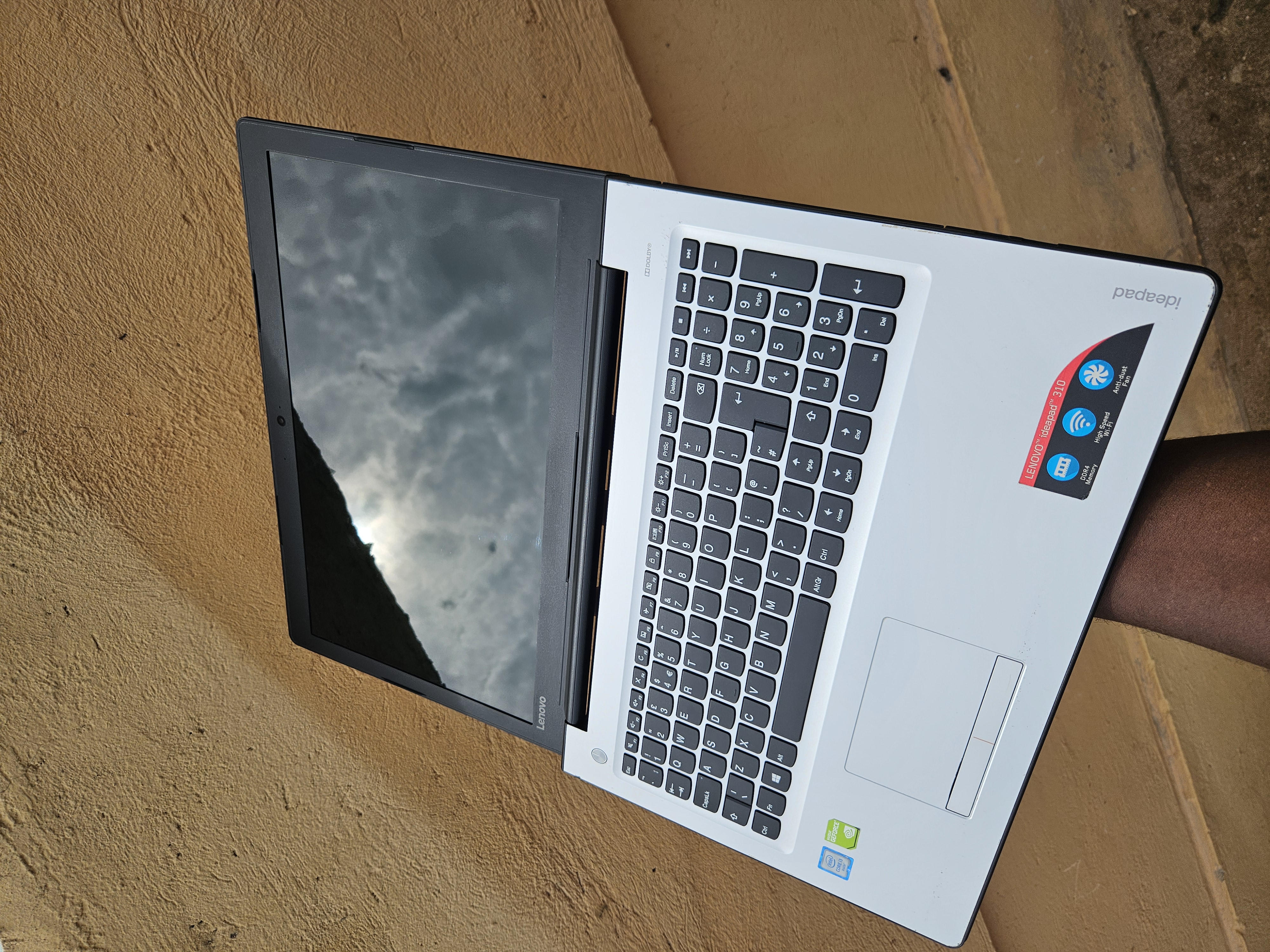 Gaming Lenovo ideapad 15