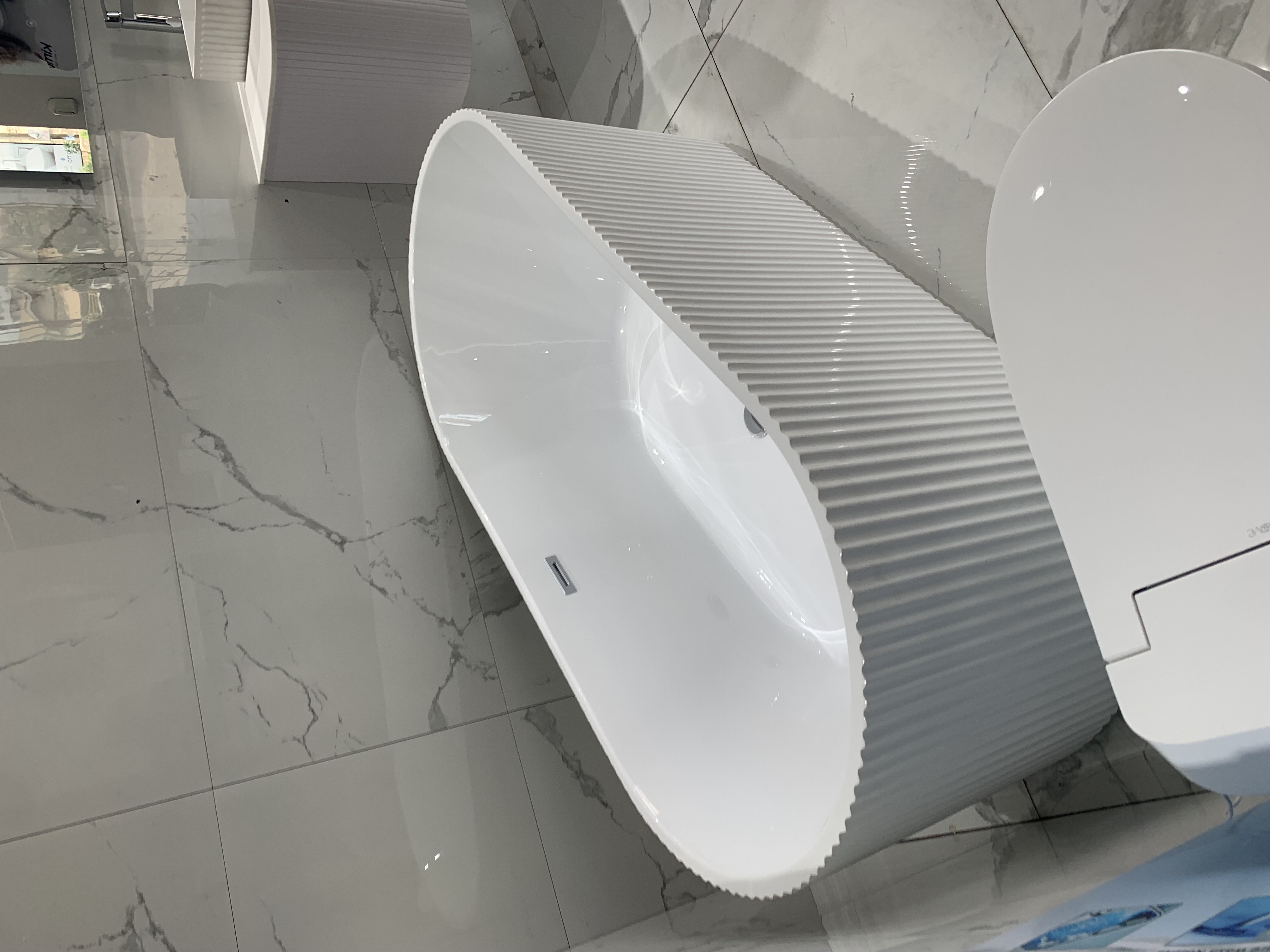 Imported jacuzzi bathtub complete