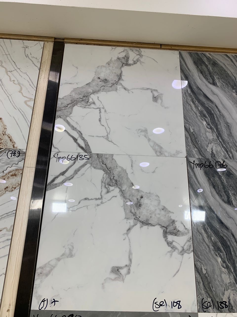 Twyford 60/60cm. Made in Ghana.