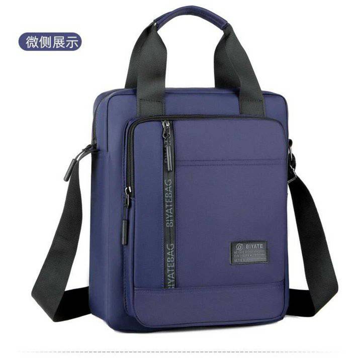 Laptop bag- spacious and comfortable