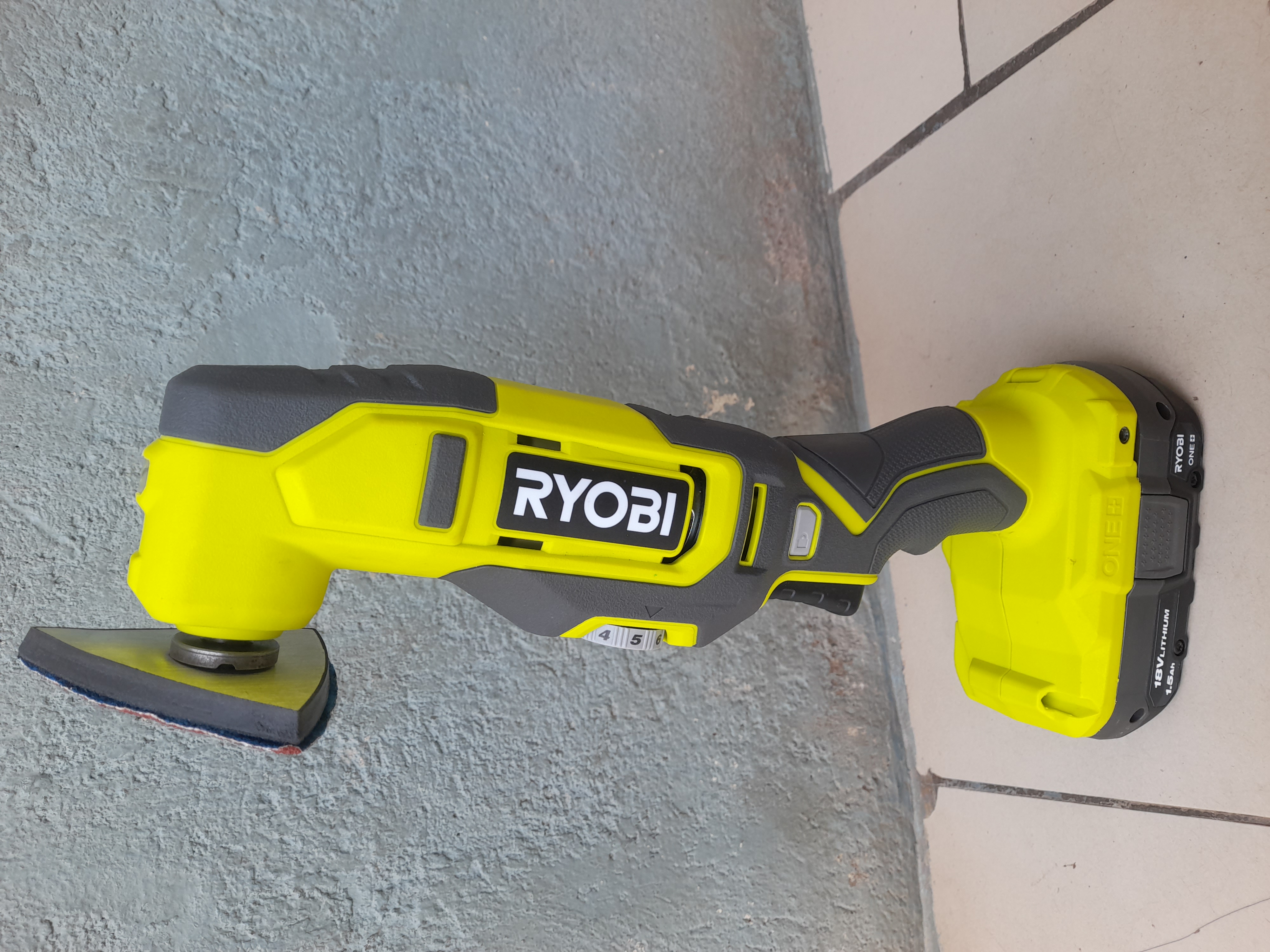 Ryobi Oscillating multi tool