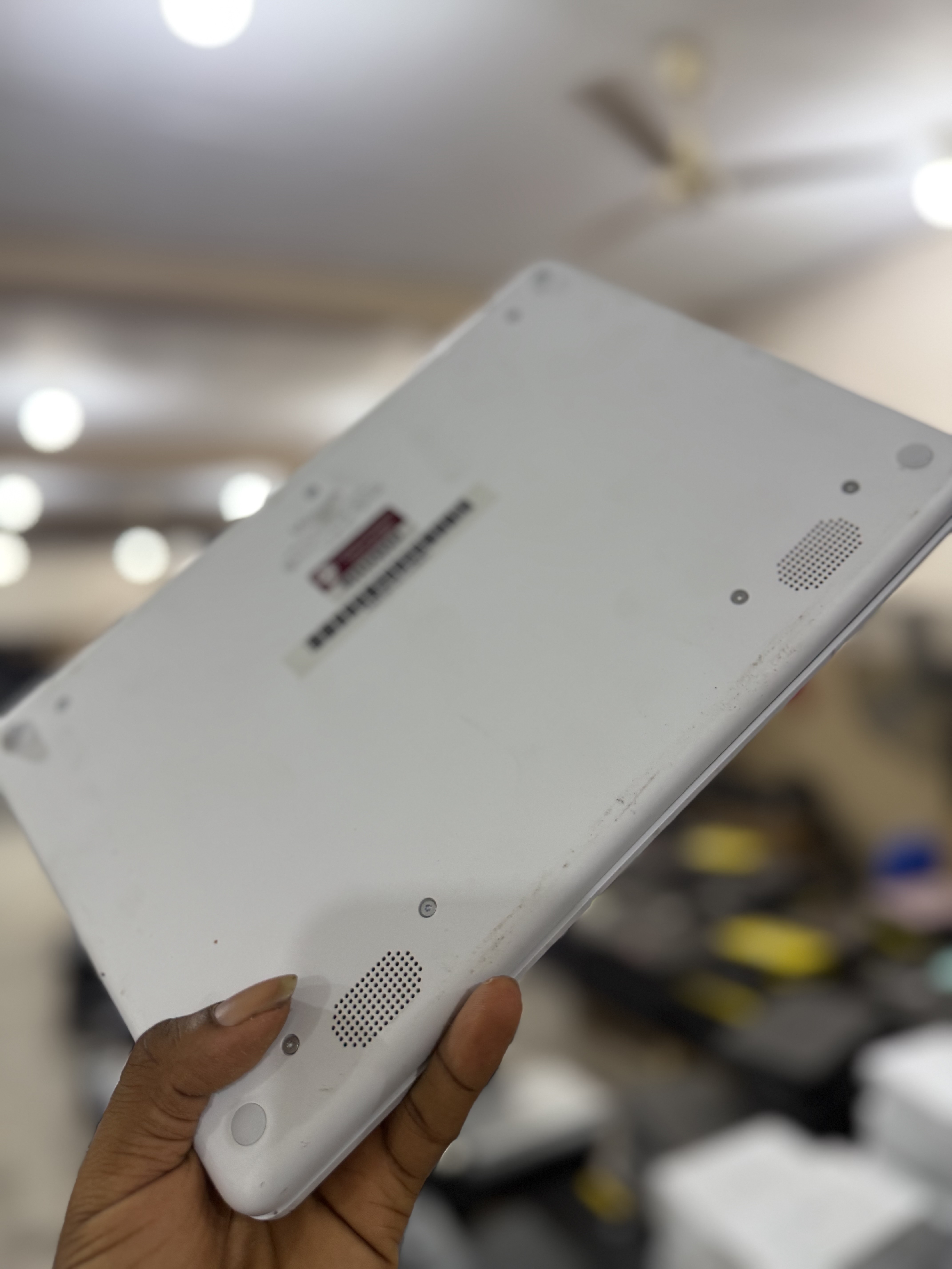 Microsoft Surface Laptop SE Celeron