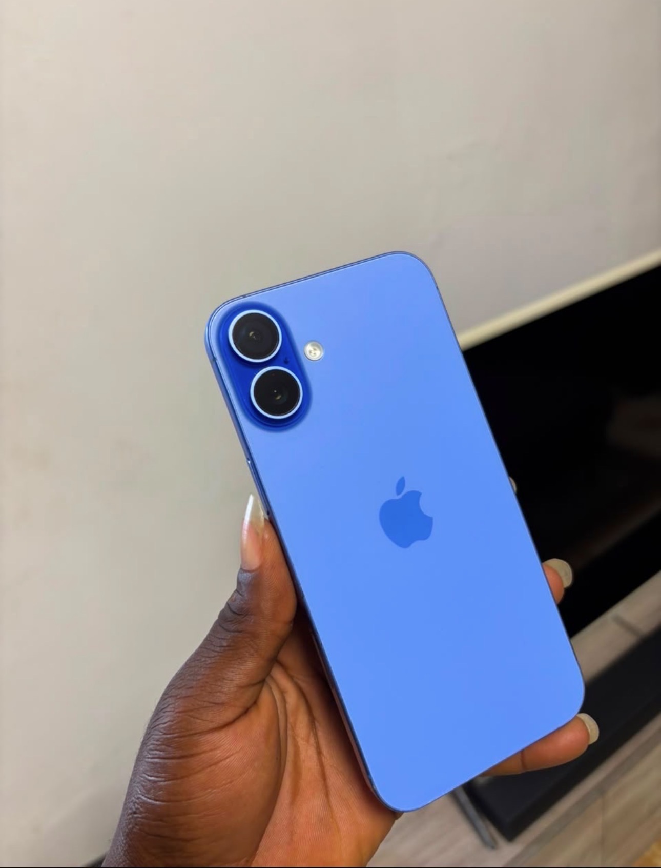 iPhone 16 plus