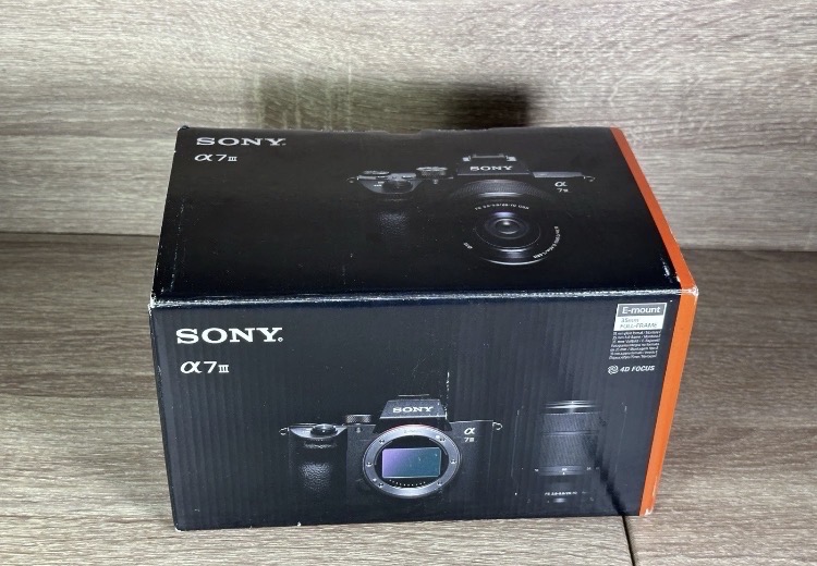 Sony Alpha a7 III Mirrorless Digital Camera Body Box Battery *READ*