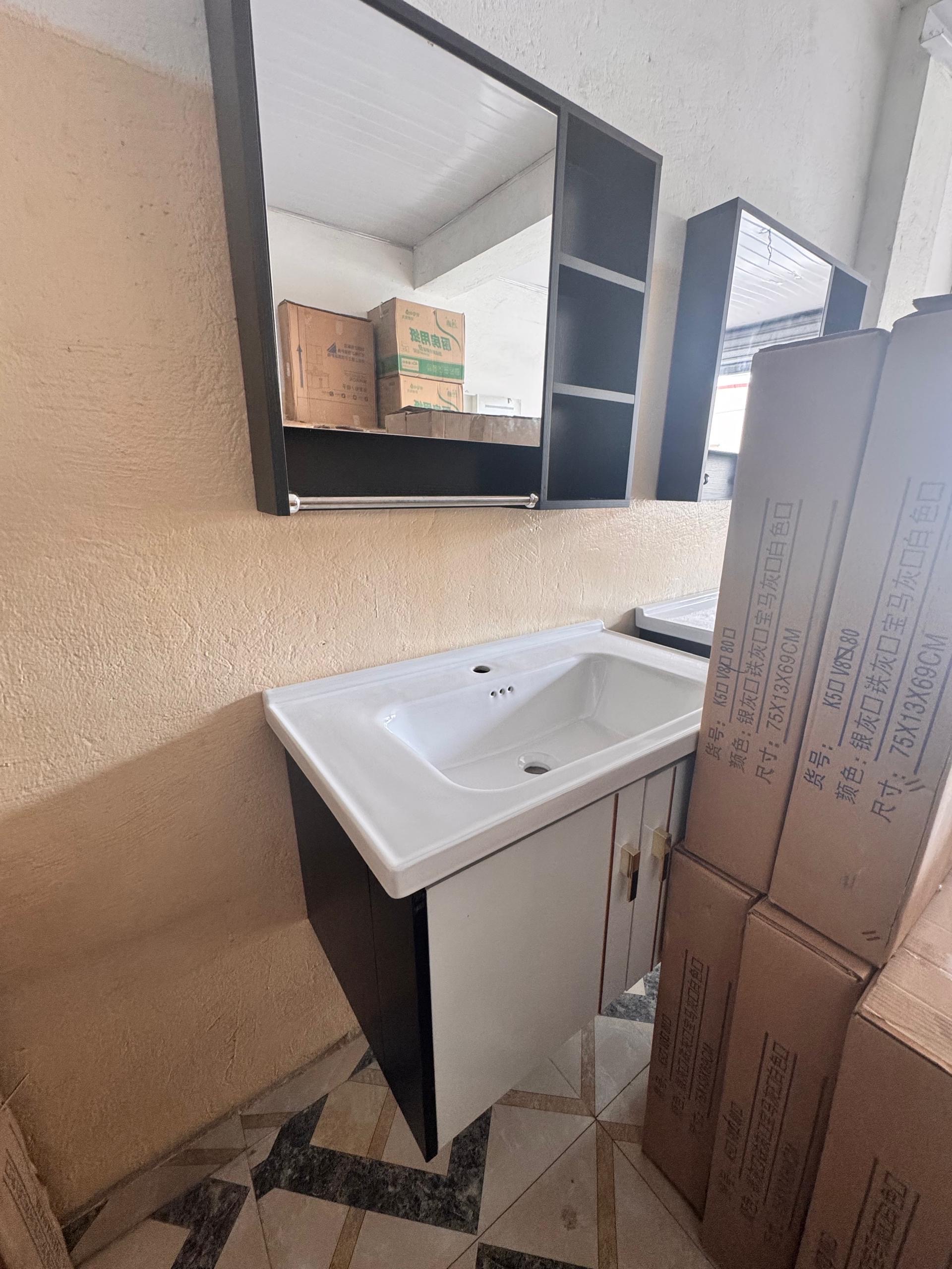 white and black cabinet sink 60cm_Complete