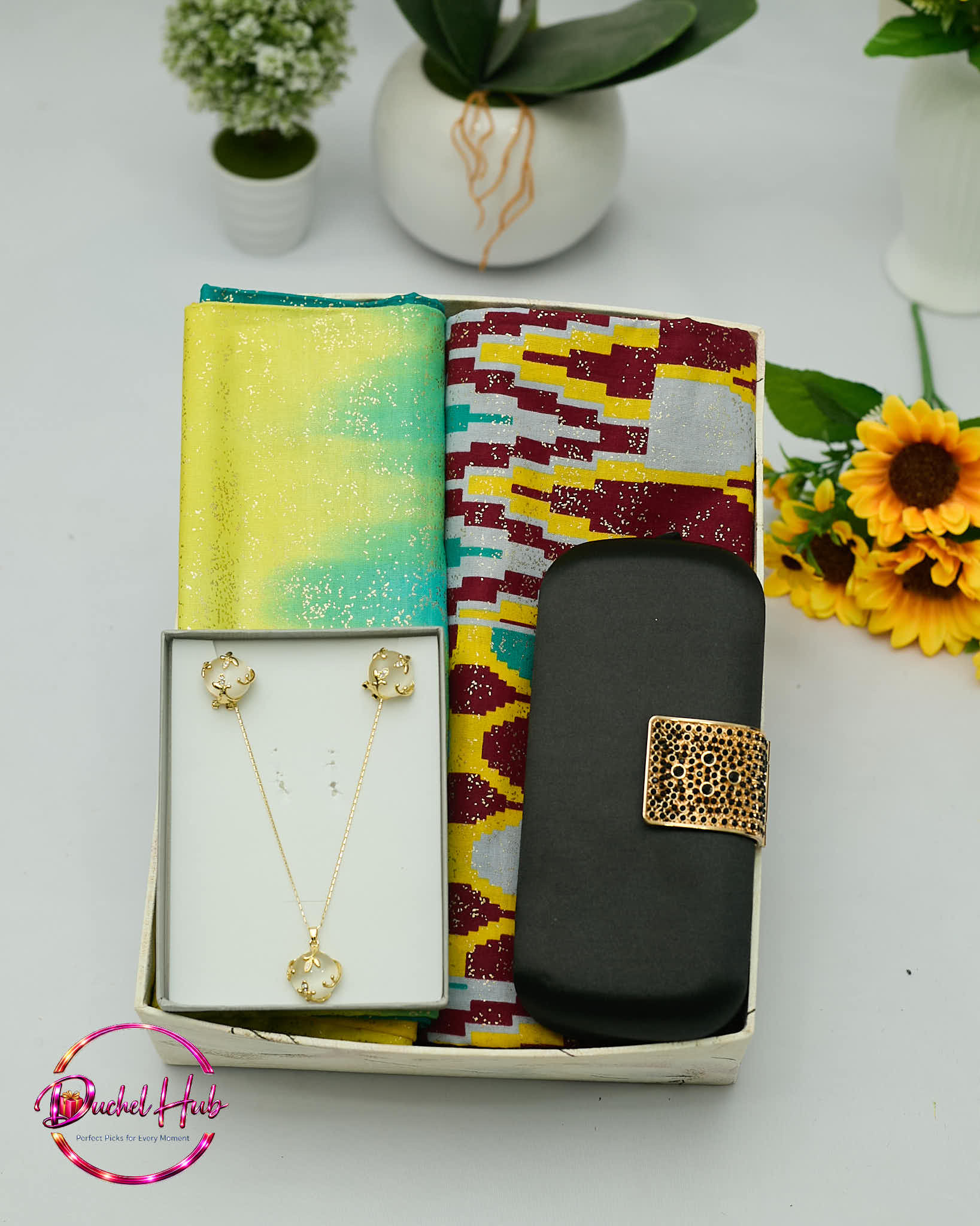 Elegant Women’s Fabric, Jewelry &amp; Clutch Gift Set