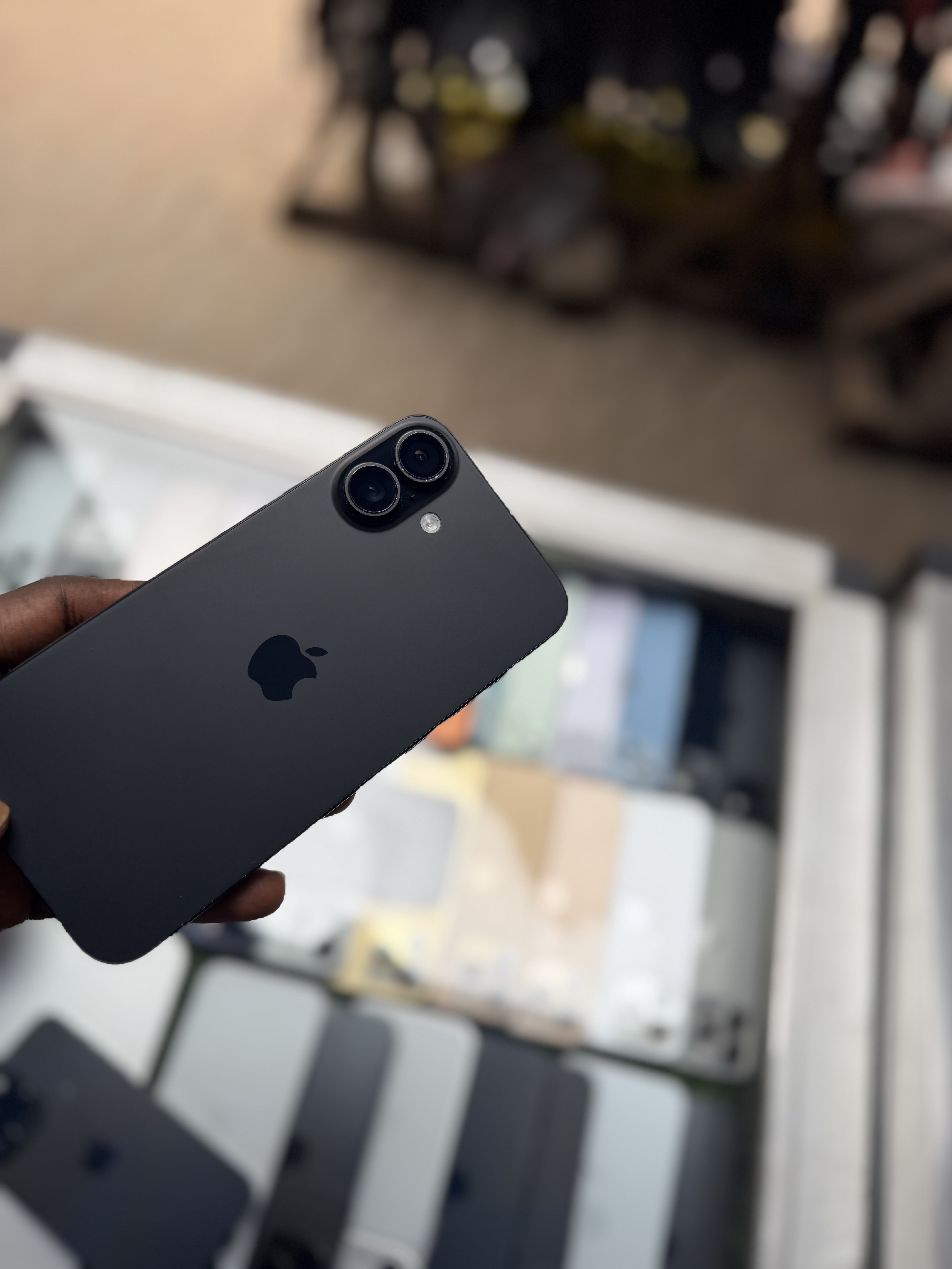 16 plus 256gb