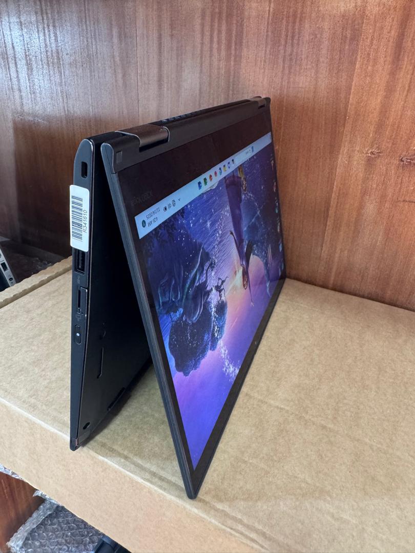 Lenovo Thinkpad X390 Convertible