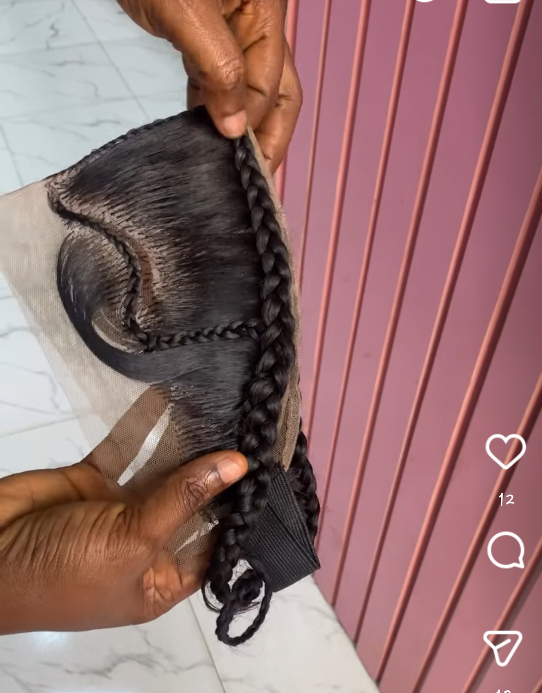 Gele frontal pony