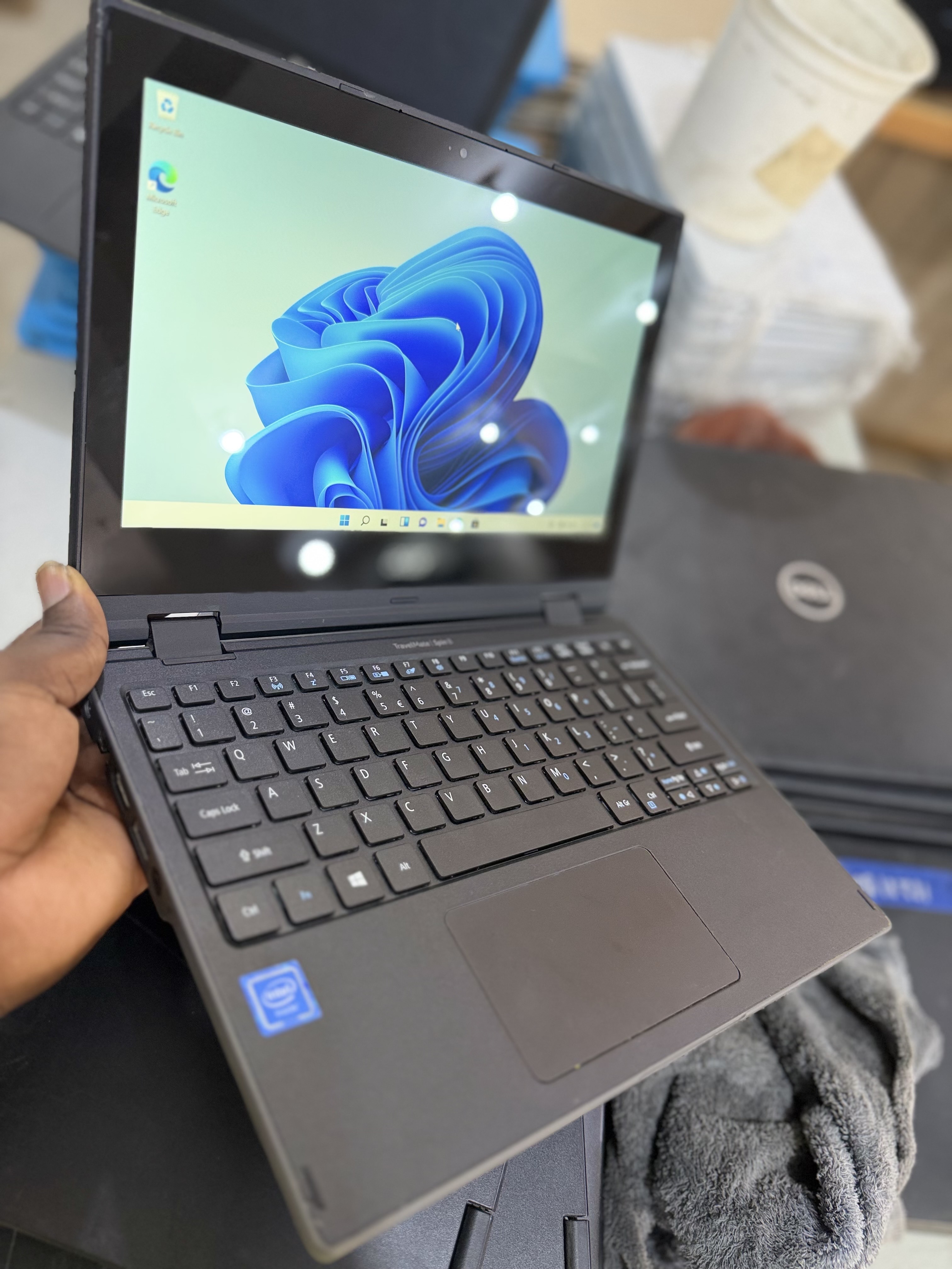 Acer TravelMate Spin B1 B118