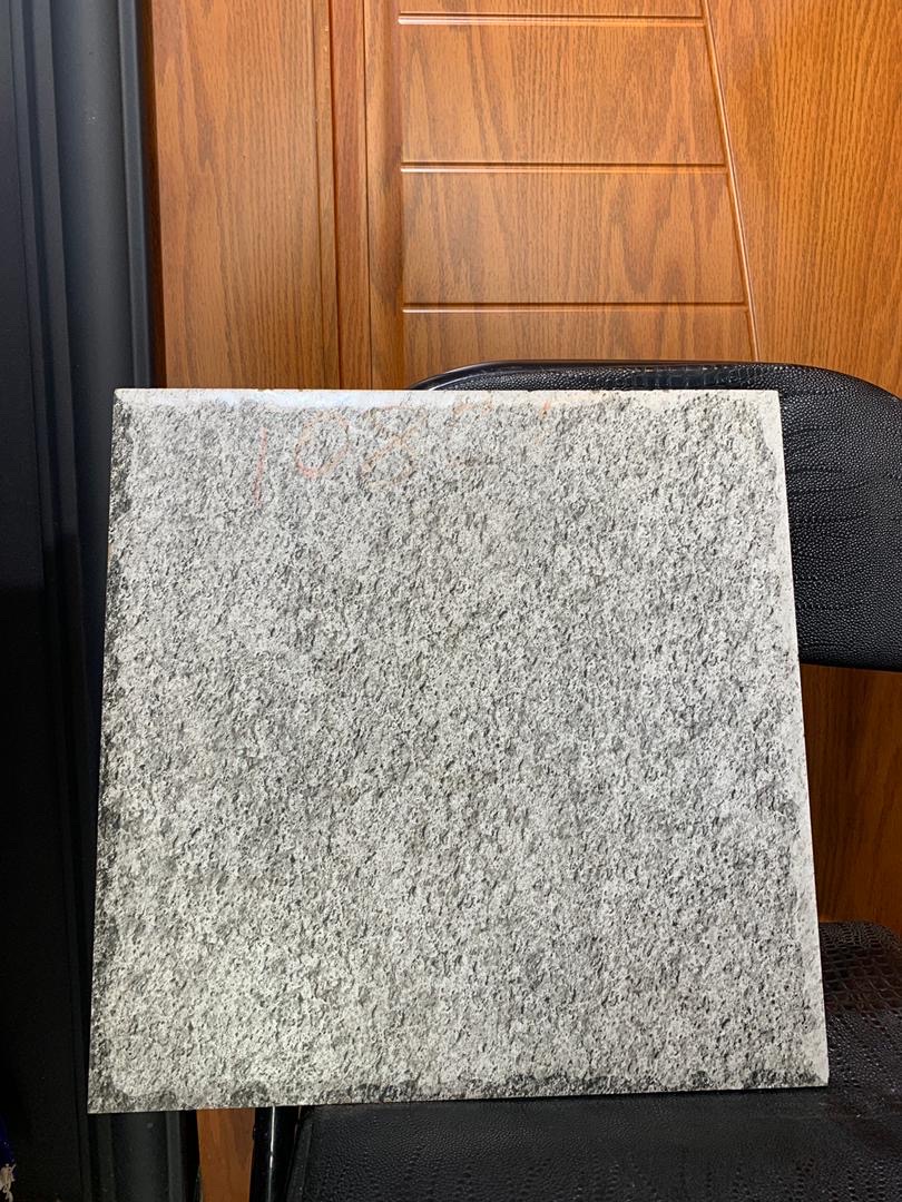 40/40cm India Floor tiles. 6 pcs in a box Gh220