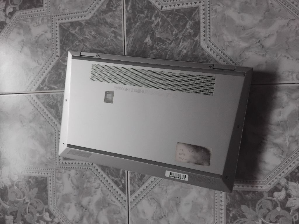 HP ELITEBOOK 1040 G8 32GB RAM 512GB SSD