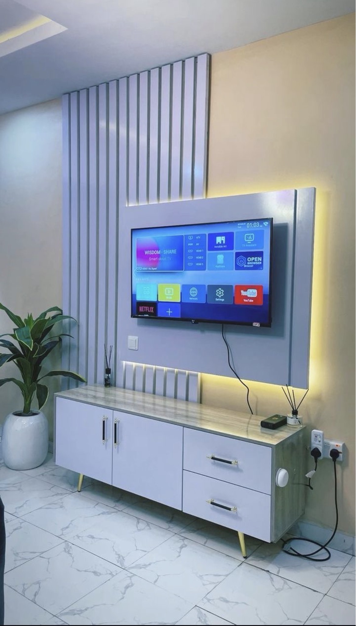 Modern TV Stand Unit For Sale