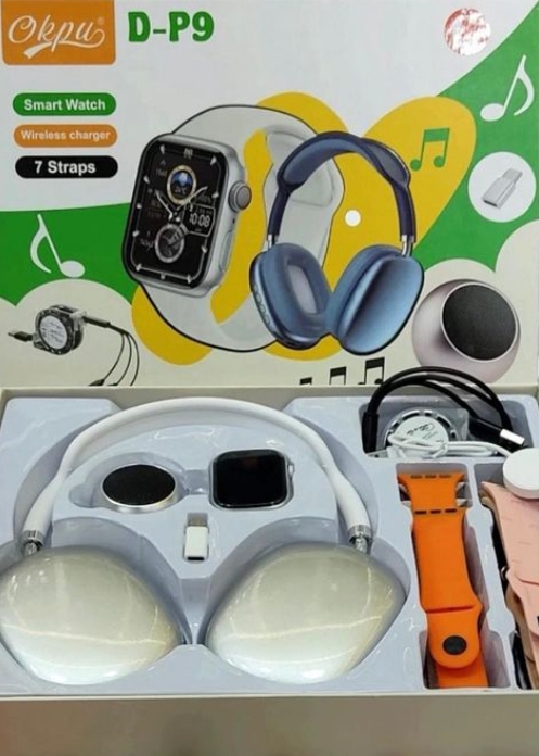 Series 10 Smart Watch with Headphone and Earbuds