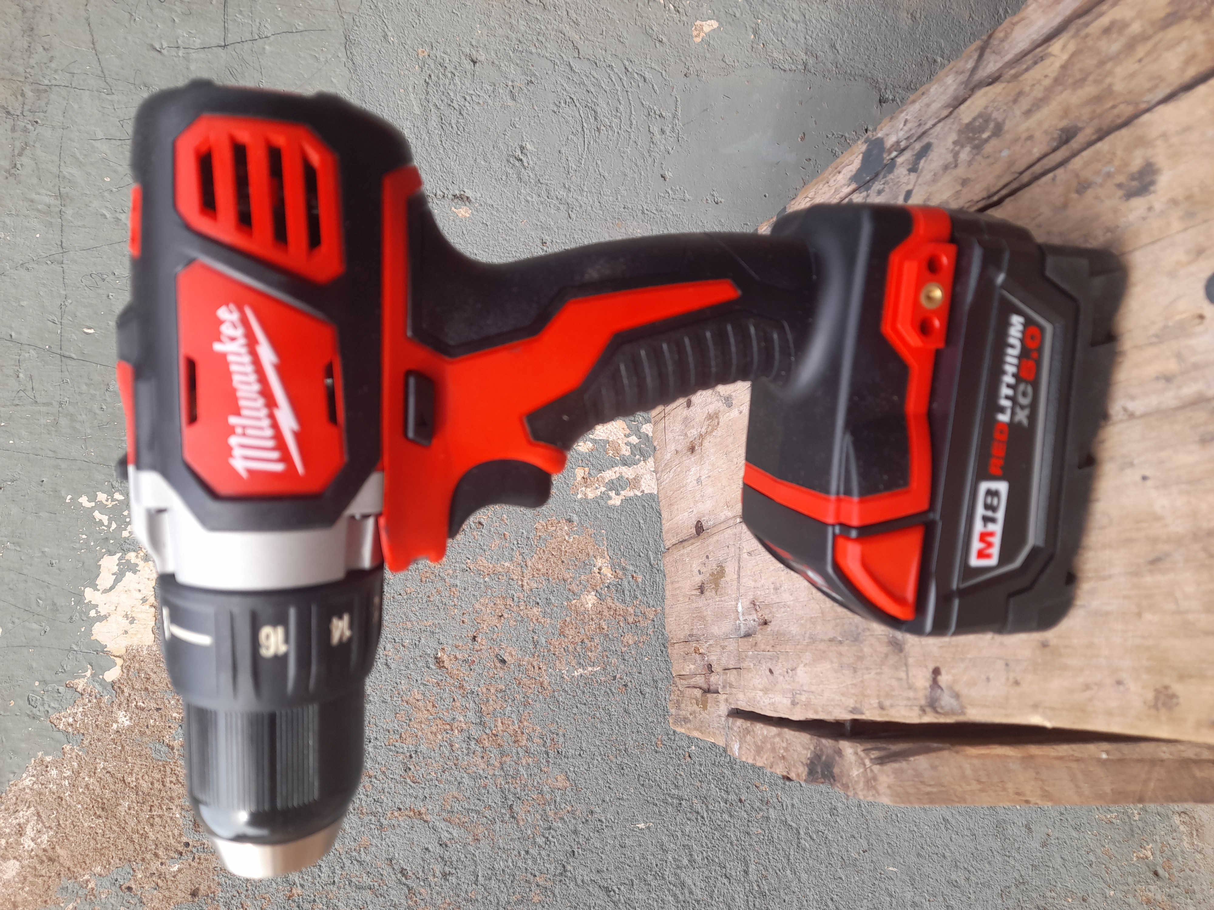 milwaukee drill machine