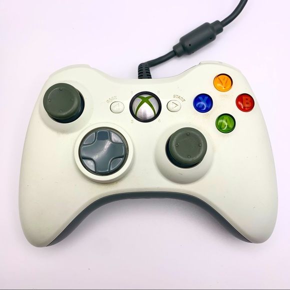 White Xbox 360 Wired Controller