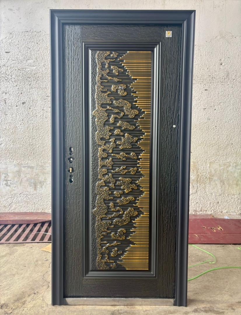 Anti rust doors. Single Gh2,200.