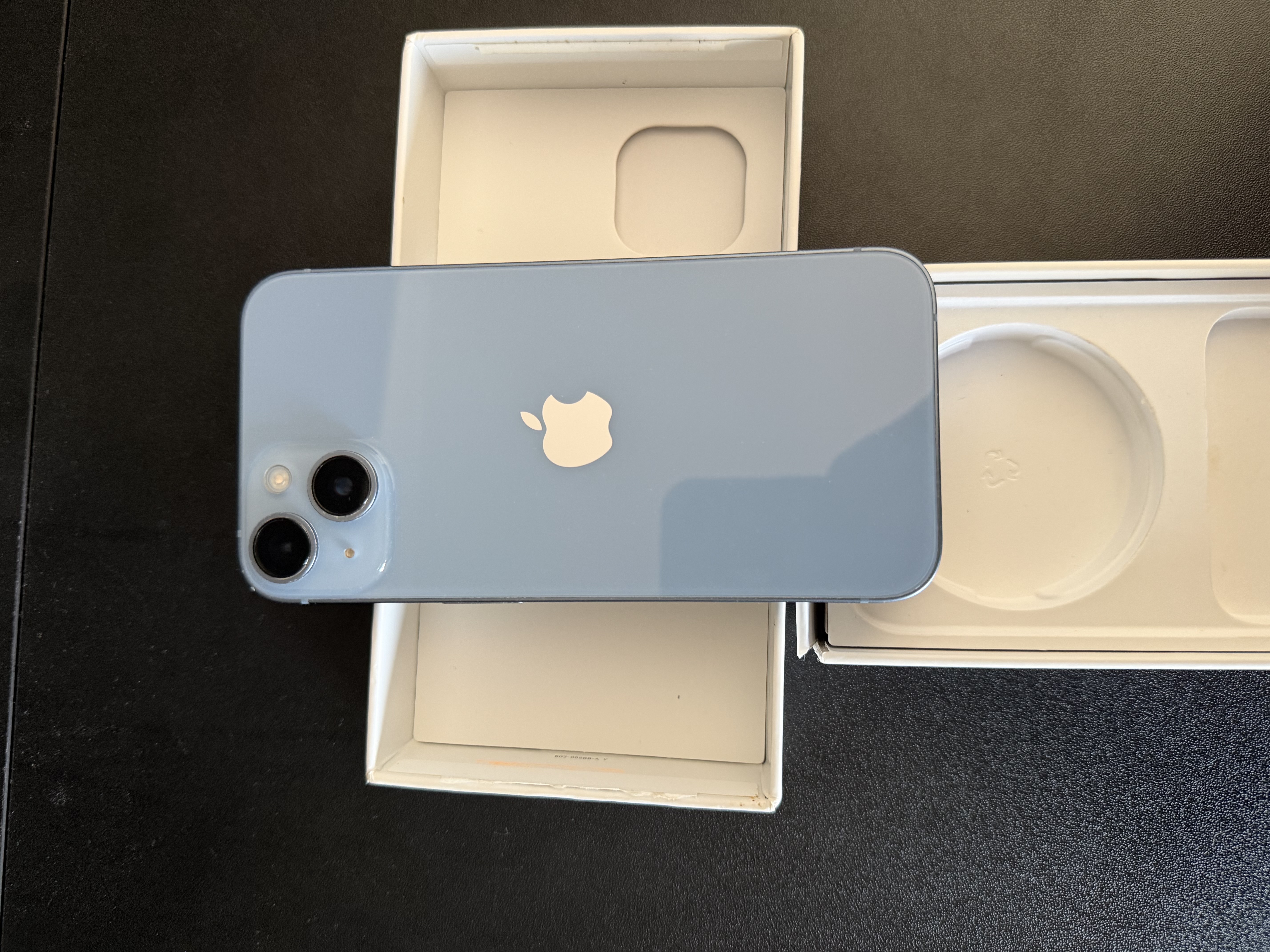 Apple iPhone 14 128GB Unlocked- Blue