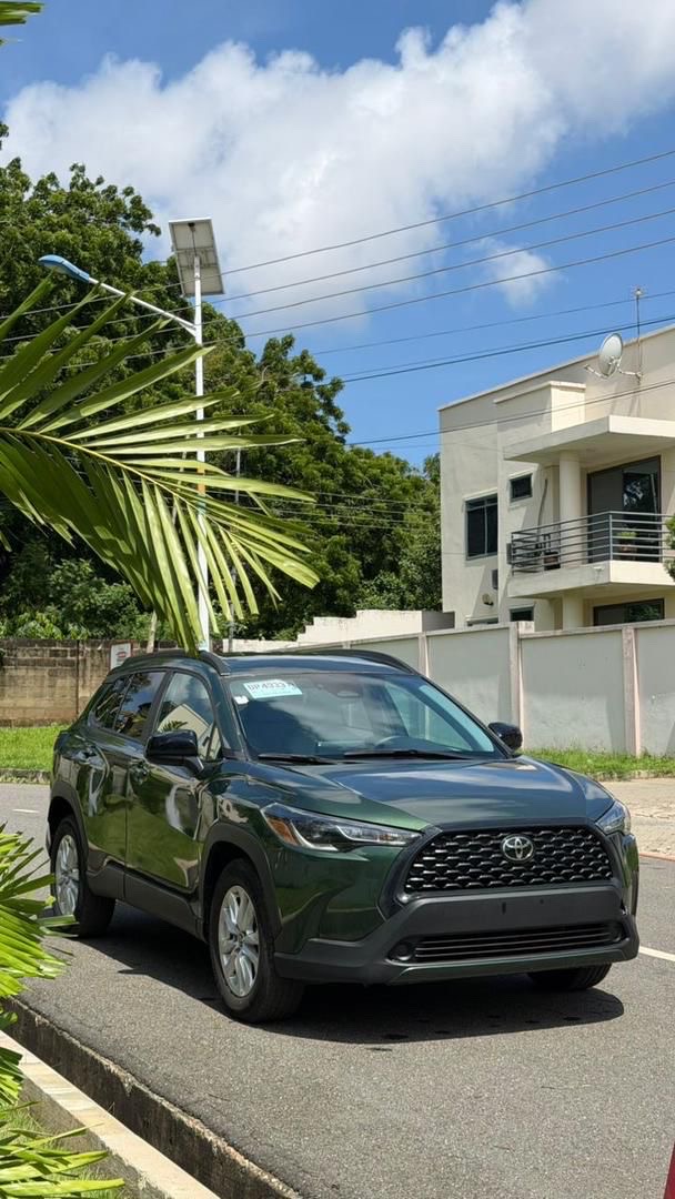 Toyota Corolla Cross LE