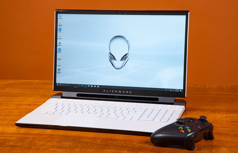 ALIENWARE M17 R2