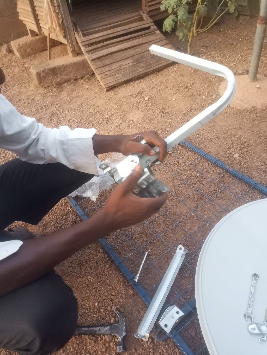 Satellite installation