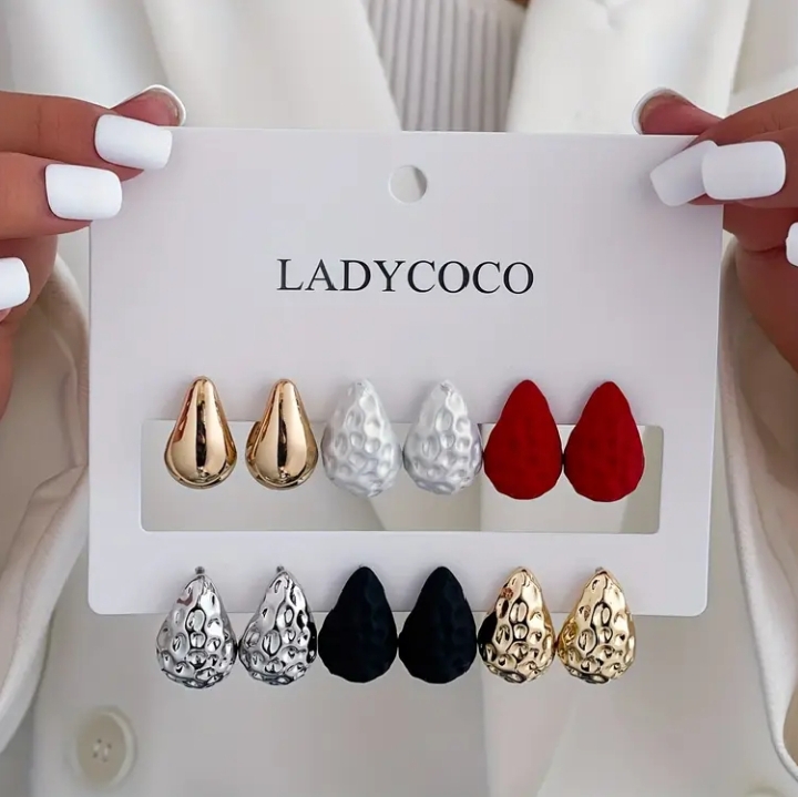 Premium Earrings Collection – Pick Your StyleDifferent beautiful styles available.All earrings cost GH₵50 per card.Please send a screenshot of the one you want.