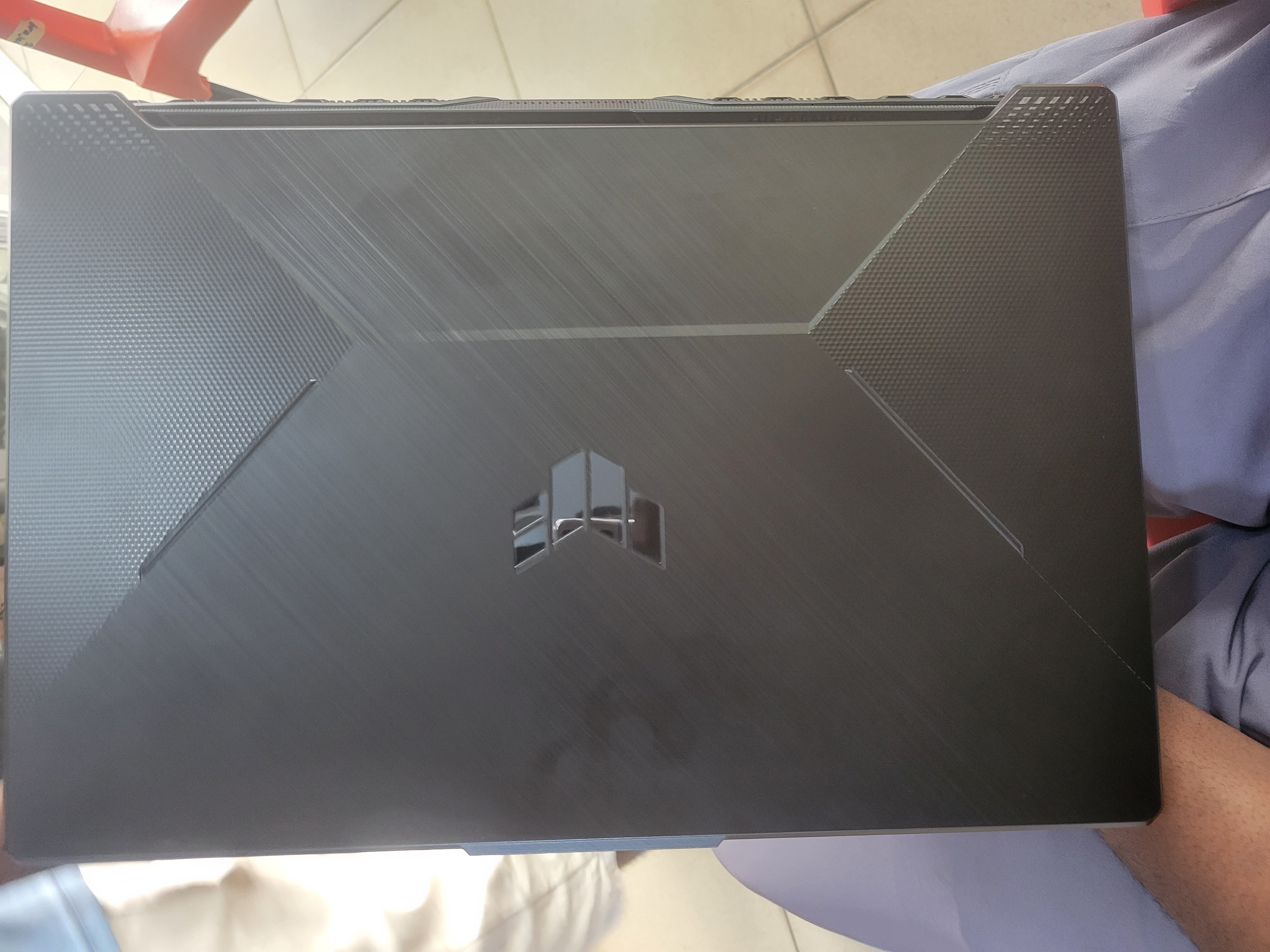 ASUS TUF Gaming A17 FA706NF - Ryzen 5, RTX 2050, 16GB RAM, 512GB SSD
