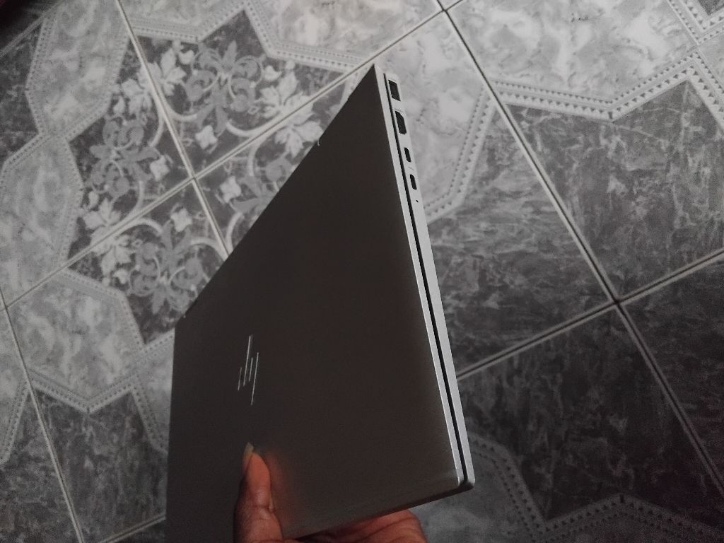 HP ELITEBOOK 1040 G8 32GB RAM 512GB SSD