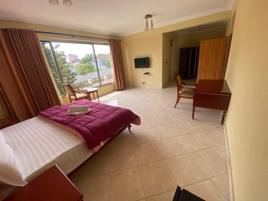 3 bedrooms fully furnished for rent in Osu, Accrs