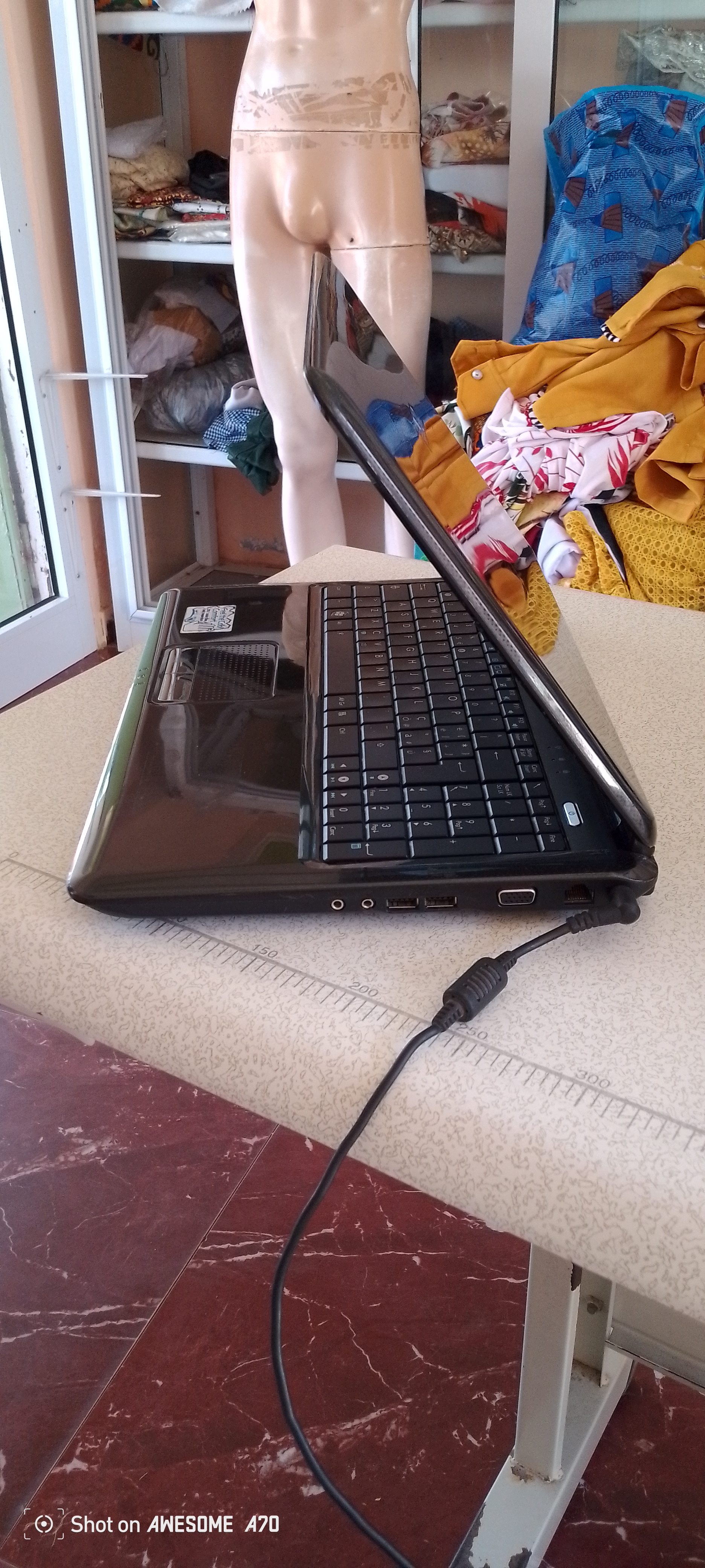 ASUS Laptop - Black, Windows 10, Feel the Cool Comfort
