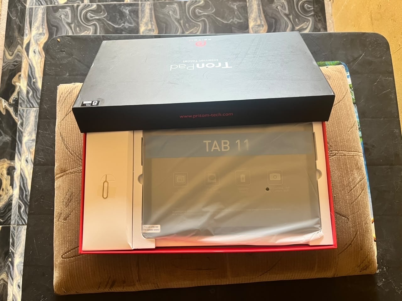 TAB 11 Android Tablet 10.1" 4GB RAM 128GB ROM + Keyboard
