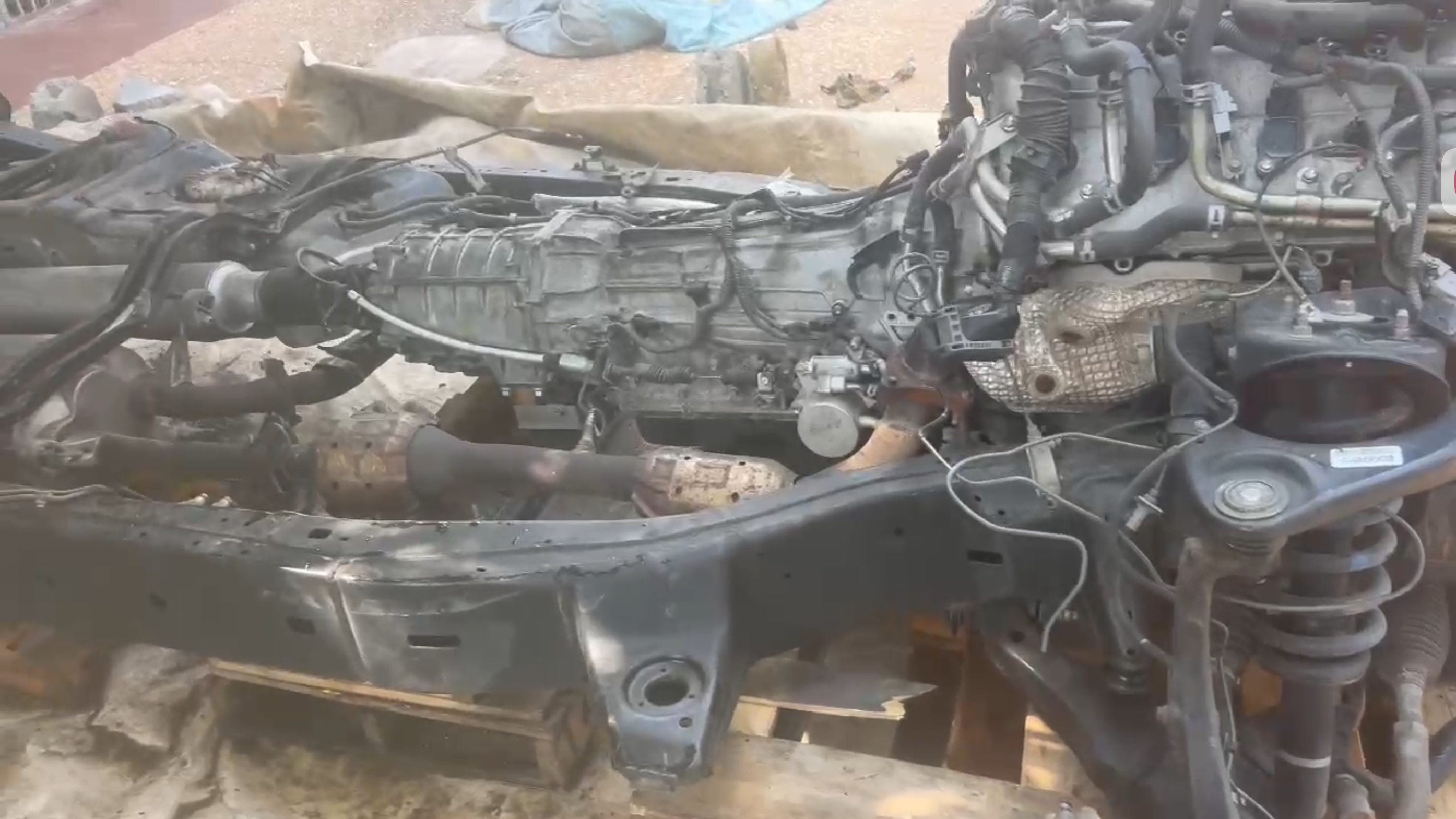 TOYOTA SEQUOIA / TUNDRA