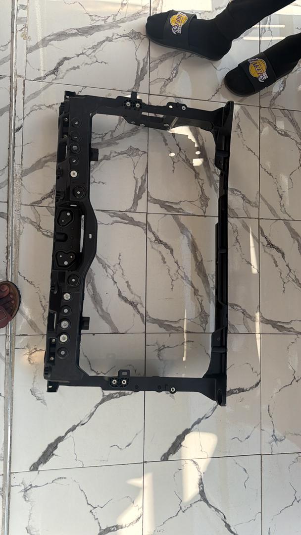 CR-V Radiator support 2022