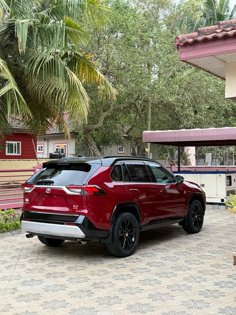 2021 RAV4 XLE