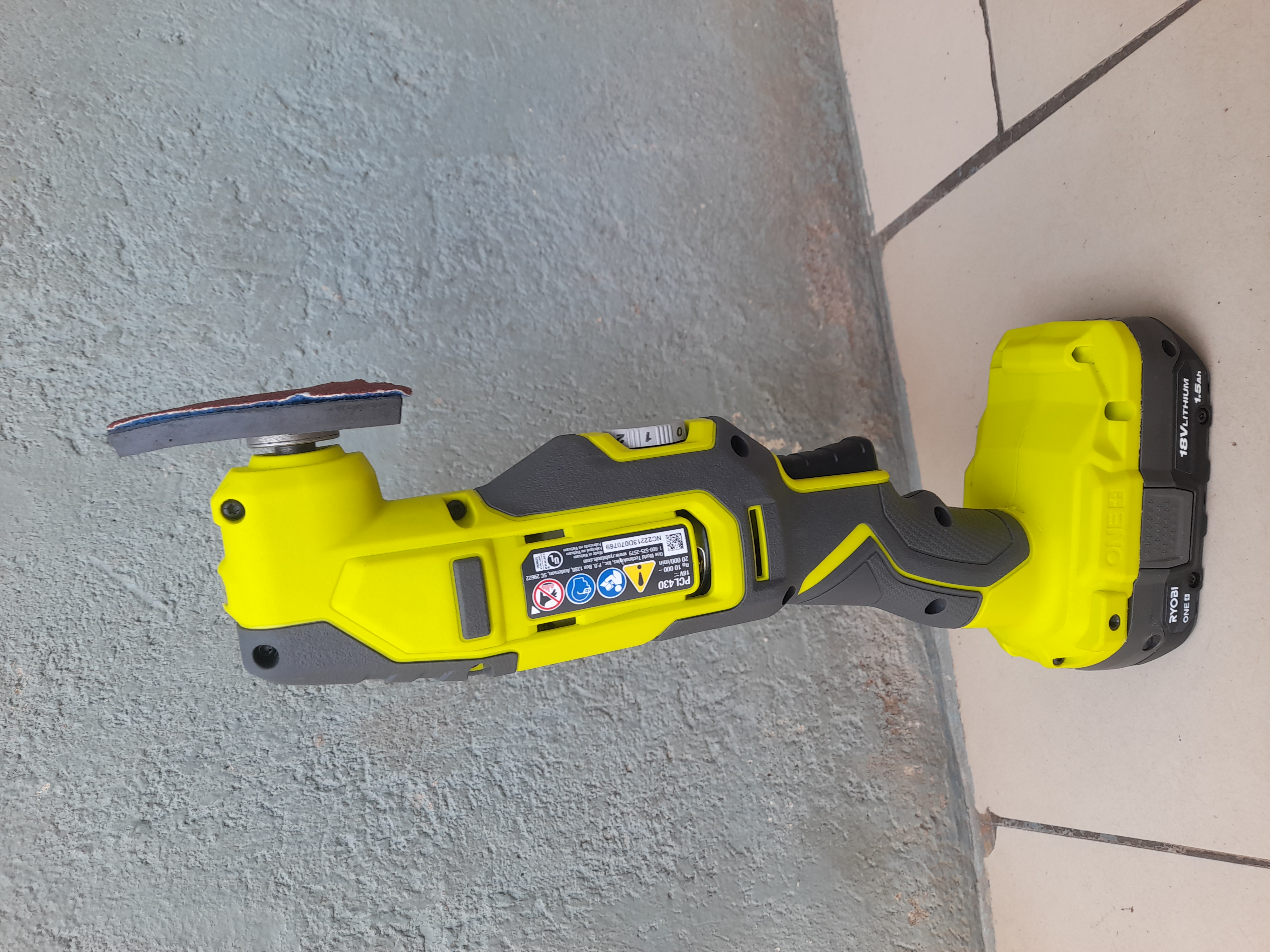 Ryobi Oscillating multi tool